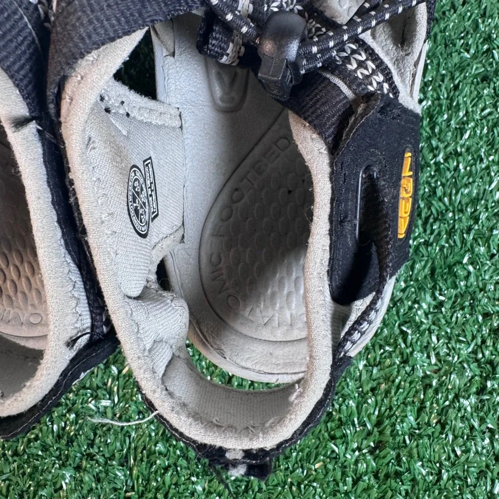 Keen whisper waterproof